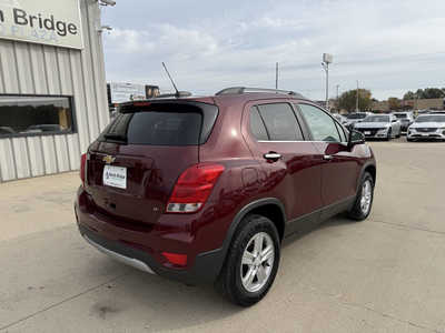 2017 Chevrolet Trax, $9462. Photo 4