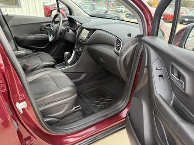 2017 Chevrolet Trax, $9462. Photo 11