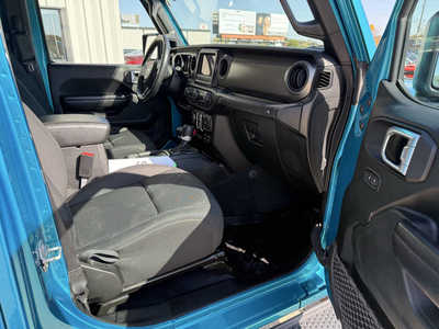2020 Jeep Wrangler Unlimited, $28978. Photo 11