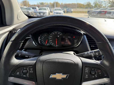 2017 Chevrolet Trax, $10349. Photo 7