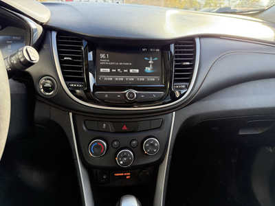 2017 Chevrolet Trax, $10349. Photo 8