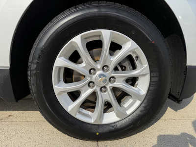 2018 Chevrolet Equinox, $13976. Photo 10