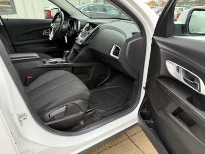 2016 Chevrolet Equinox, $11855. Photo 11