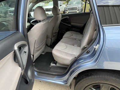 2007 Toyota RAV4, $5988. Photo 6