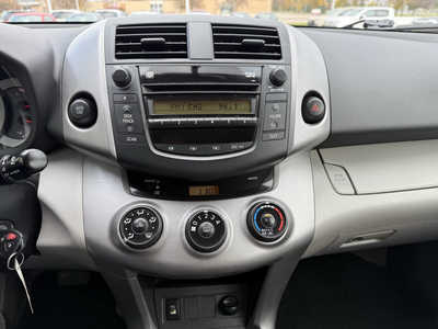 2007 Toyota RAV4, $5988. Photo 8