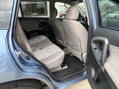 2007 Toyota RAV4, $5988. Photo 12