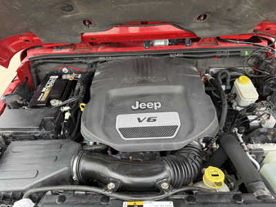 2014 Jeep Wrangler Unlimited, $12992. Photo 9