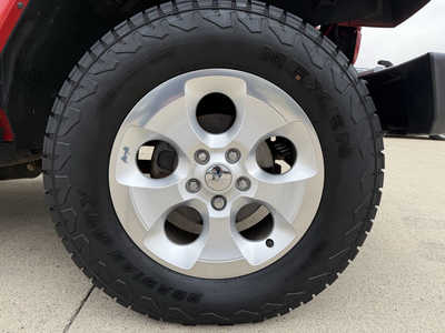 2014 Jeep Wrangler Unlimited, $12992. Photo 10