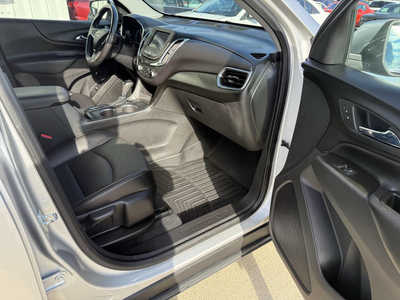 2021 Chevrolet Equinox, $17434. Photo 11