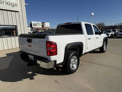 2013 Chevrolet 1500 Crew Cab, $11437. Photo 4