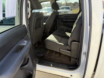 2013 Chevrolet 1500 Crew Cab, $11437. Photo 6