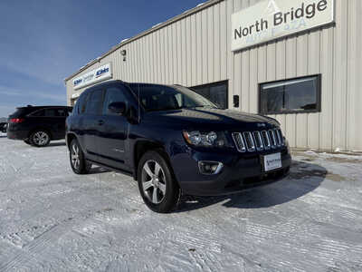 2017 Jeep Compass, $11316. Photo 1