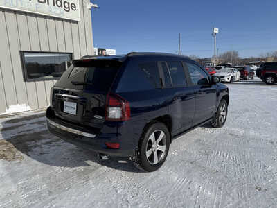 2017 Jeep Compass, $11316. Photo 4