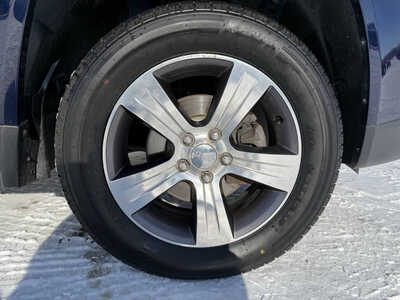 2017 Jeep Compass, $11316. Photo 10