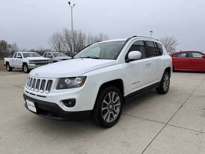 2017 Jeep Compass, $10961. Photo 2