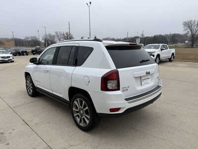 2017 Jeep Compass, $10961. Photo 3