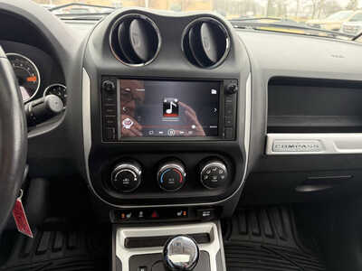 2017 Jeep Compass, $10961. Photo 8