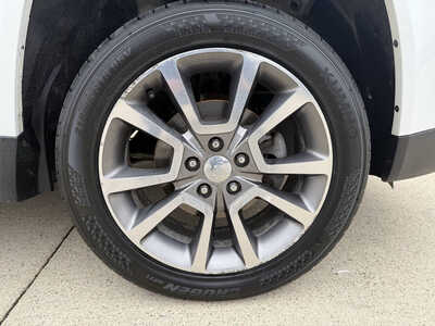 2017 Jeep Compass, $10961. Photo 10