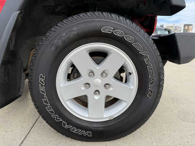 2011 Jeep Wrangler, $12881. Photo 10