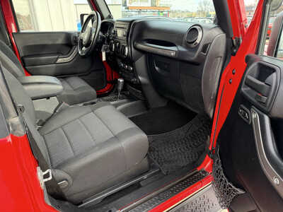 2011 Jeep Wrangler, $12881. Photo 11