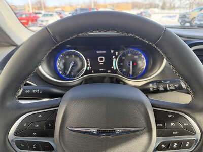 2024 Chrysler Pacifica, $34669. Photo 8