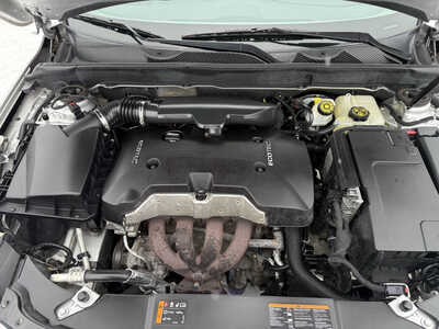 2015 Chevrolet Malibu, $8891. Photo 9