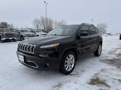 2015 Jeep Cherokee, $11998. Photo 2