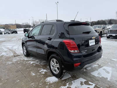 2021 Chevrolet Trax, $15495. Photo 3