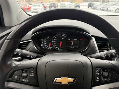 2021 Chevrolet Trax, $15495. Photo 7