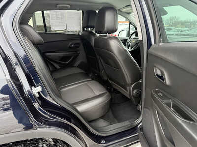 2021 Chevrolet Trax, $15495. Photo 12