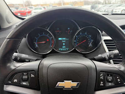 2015 Chevrolet Cruze, $10486. Photo 7