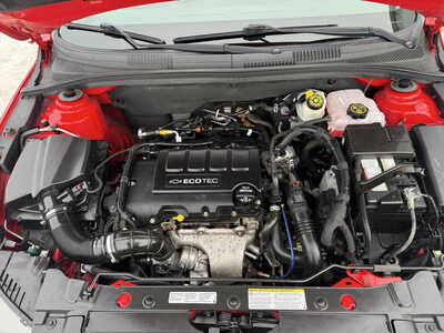 2015 Chevrolet Cruze, $10486. Photo 9