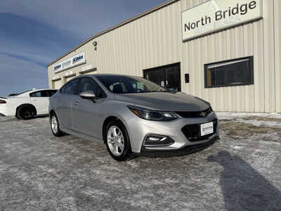 2017 Chevrolet Cruze, $8485. Photo 1