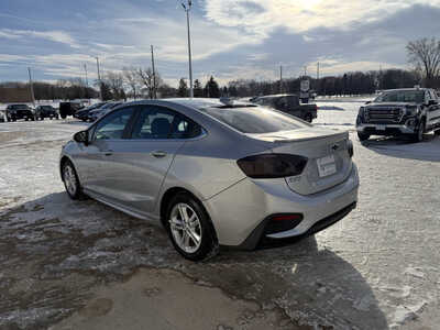 2017 Chevrolet Cruze, $8485. Photo 3