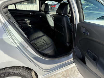 2017 Chevrolet Cruze, $8485. Photo 12