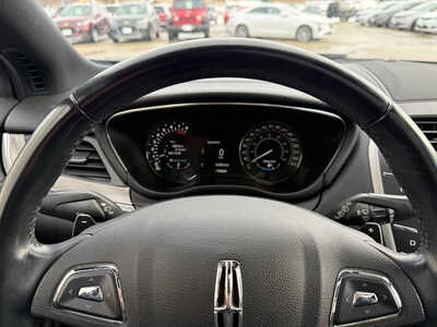 2017 Lincoln MKC, $15478. Photo 7