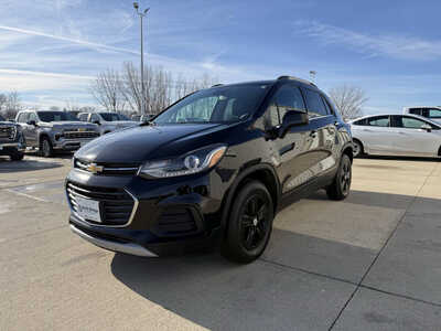 2019 Chevrolet Trax, $11953. Photo 2