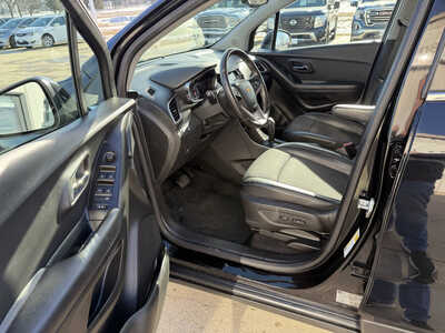 2019 Chevrolet Trax, $11953. Photo 5