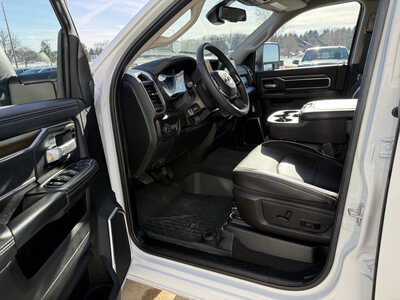 2023 RAM 2500 Crew Cab, $57780. Photo 5
