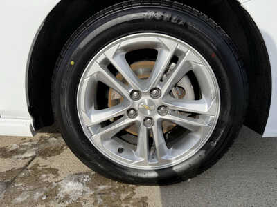 2017 Chevrolet Cruze, $10483. Photo 10