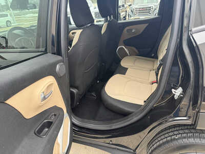 2015 Jeep Renegade, $10455. Photo 6