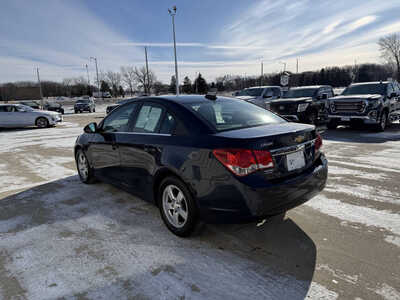 2015 Chevrolet Cruze, $6485. Photo 3