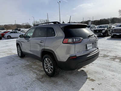 2022 Jeep Cherokee, $21415. Photo 3