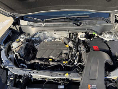 2025 Chevrolet Trax, $20850. Photo 9