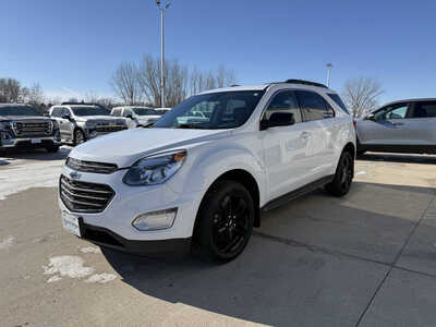 2017 Chevrolet Equinox, $10969. Photo 2