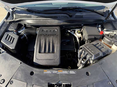 2017 Chevrolet Equinox, $10969. Photo 9