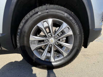 2025 Chevrolet Equinox, $26260. Photo 10