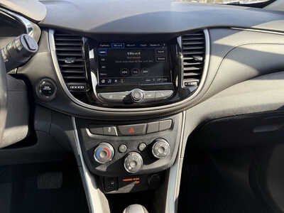 2019 Chevrolet Trax, $11392. Photo 8