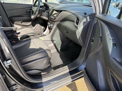 2019 Chevrolet Trax, $11392. Photo 11