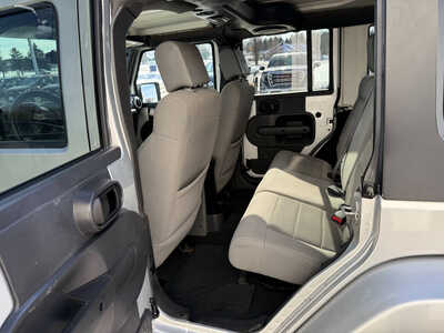 2008 Jeep Wrangler Unlimited, $8451. Photo 6